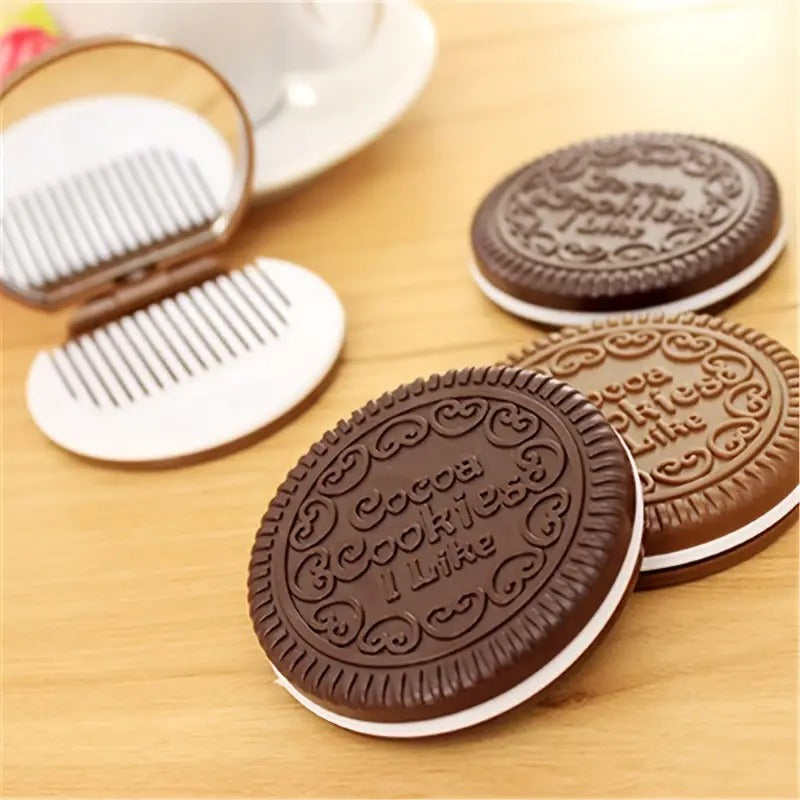 Portable Foldable Round Makeup Mirror with Comb