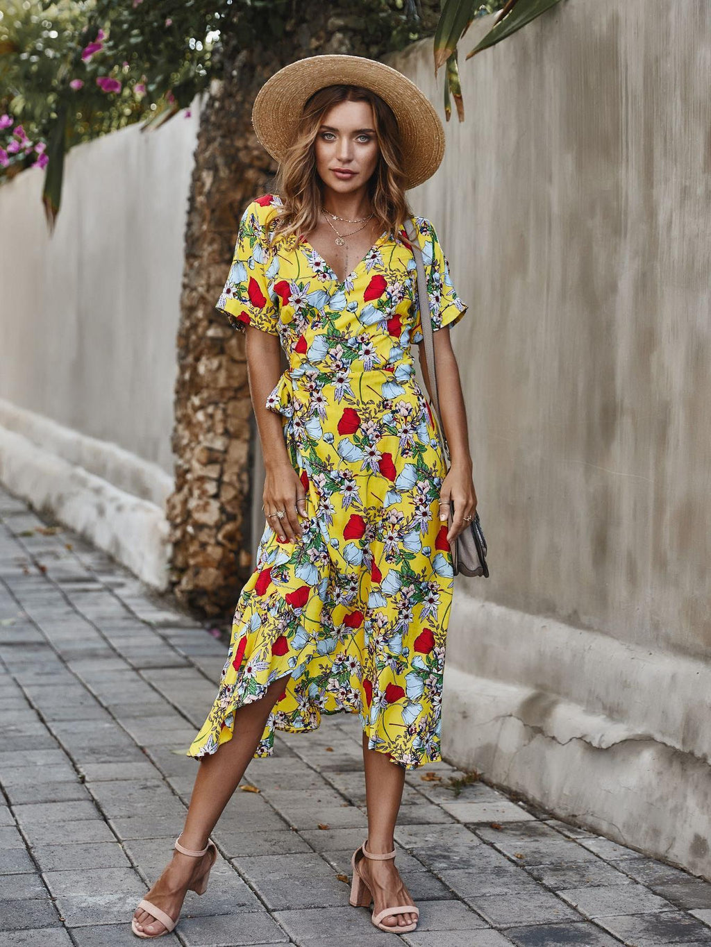 Vestido de playa floral con escote en V para mujer