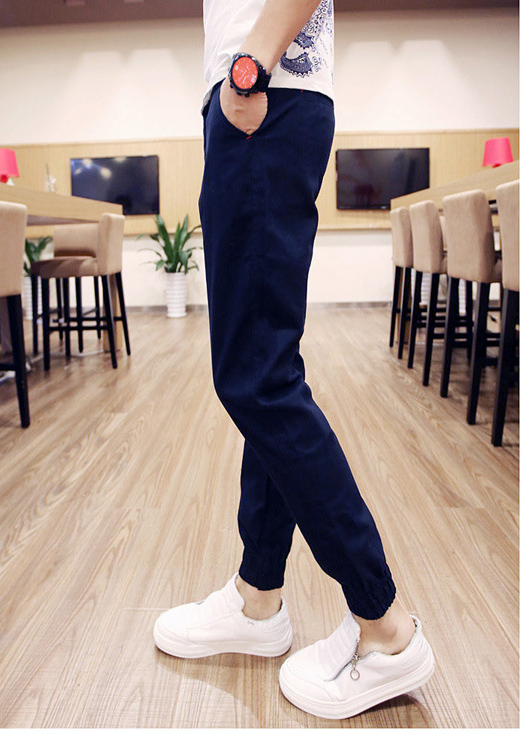 Pantalones deportivos tipo harem para hombre
