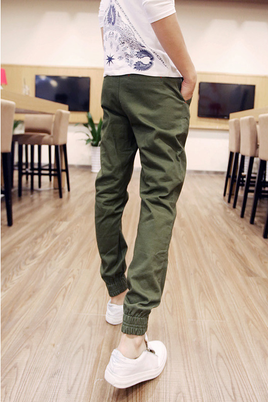 Pantalones deportivos tipo harem para hombre