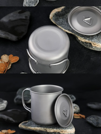 Taza plegable de titanio para acampar y viajar.