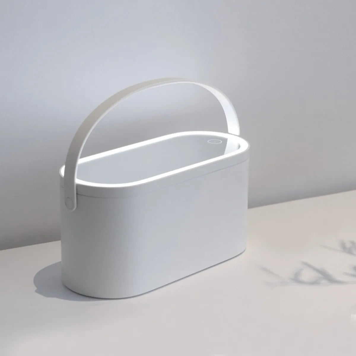 Espejo de maquillaje LED portátil con almacenamiento