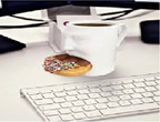 Taza de desayuno, taza de leche y taza de café.