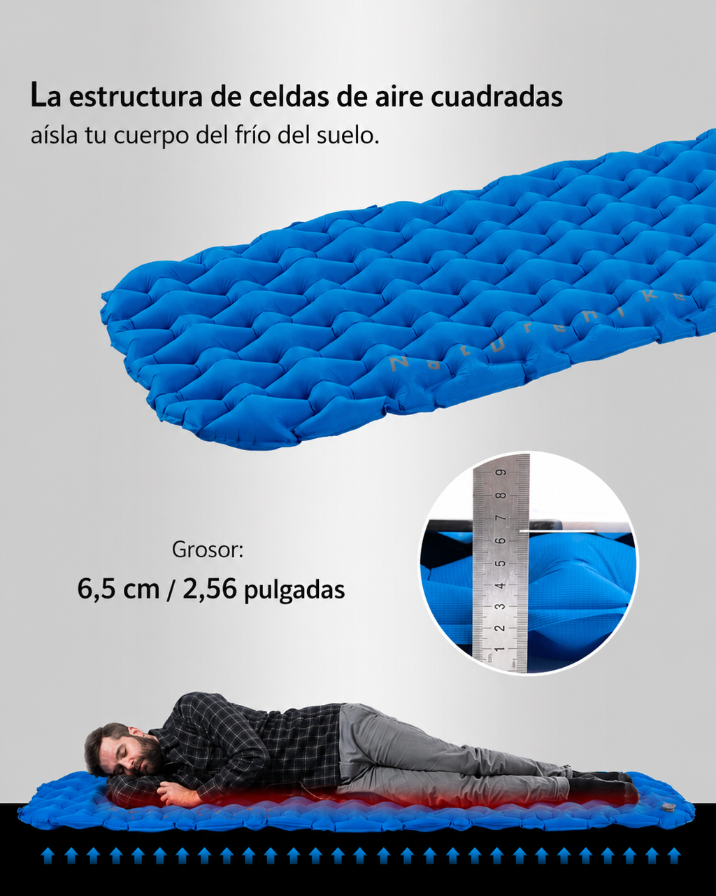 Colchoneta inflable ultraligera y portátil para acampar.