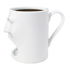 Taza de desayuno, taza de leche y taza de café.