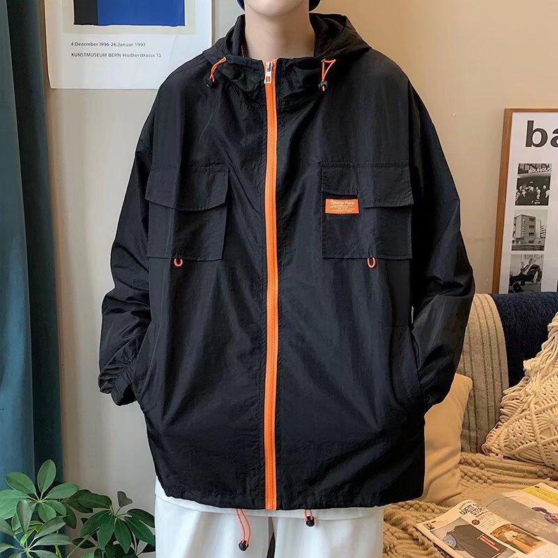 Chaqueta con capucha ligera de protección solar para hombre, ideal para el verano.