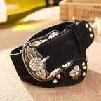 Elegante cinturón ancho para mujer con hebilla de pedrería.
